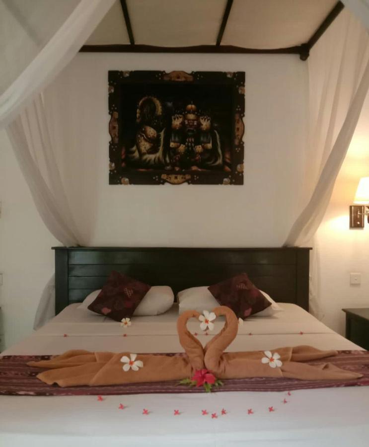 Tirta Bali Homestay ペムテラン エクステリア 写真