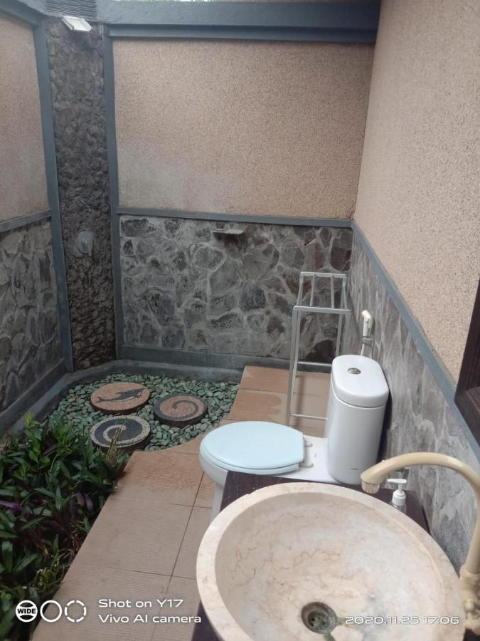Tirta Bali Homestay ペムテラン エクステリア 写真