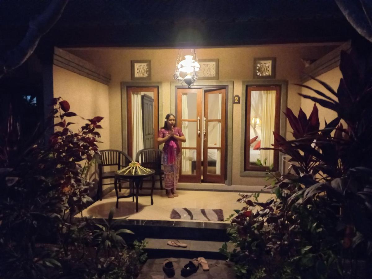 Tirta Bali Homestay ペムテラン エクステリア 写真