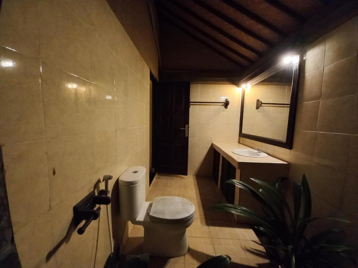 Tirta Bali Homestay ペムテラン エクステリア 写真