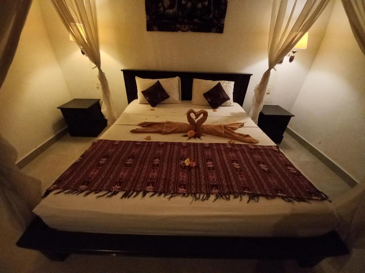 Tirta Bali Homestay ペムテラン エクステリア 写真