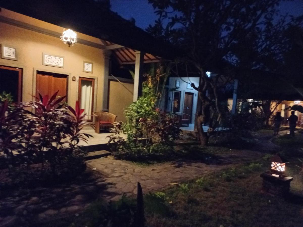 Tirta Bali Homestay ペムテラン エクステリア 写真