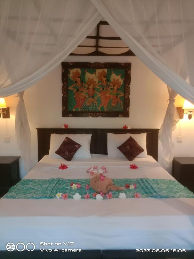 Tirta Bali Homestay ペムテラン エクステリア 写真